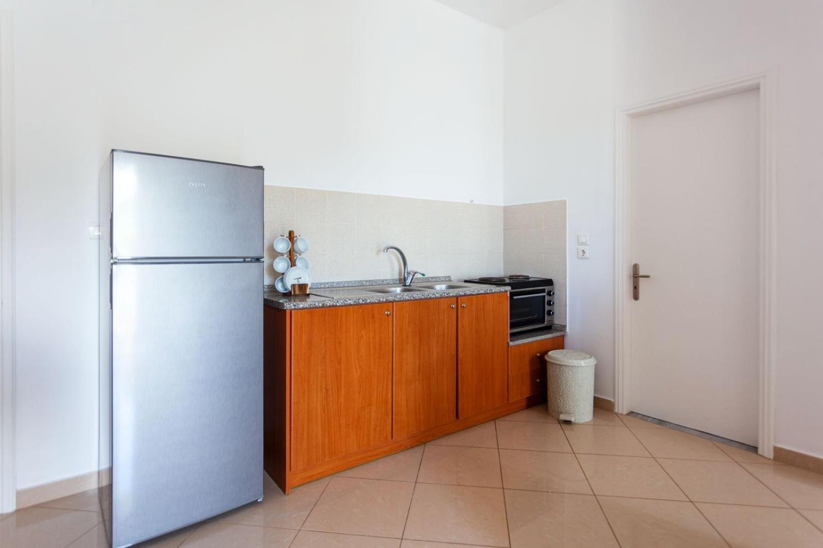 Zacharias Apartments Himarë Extérieur photo
