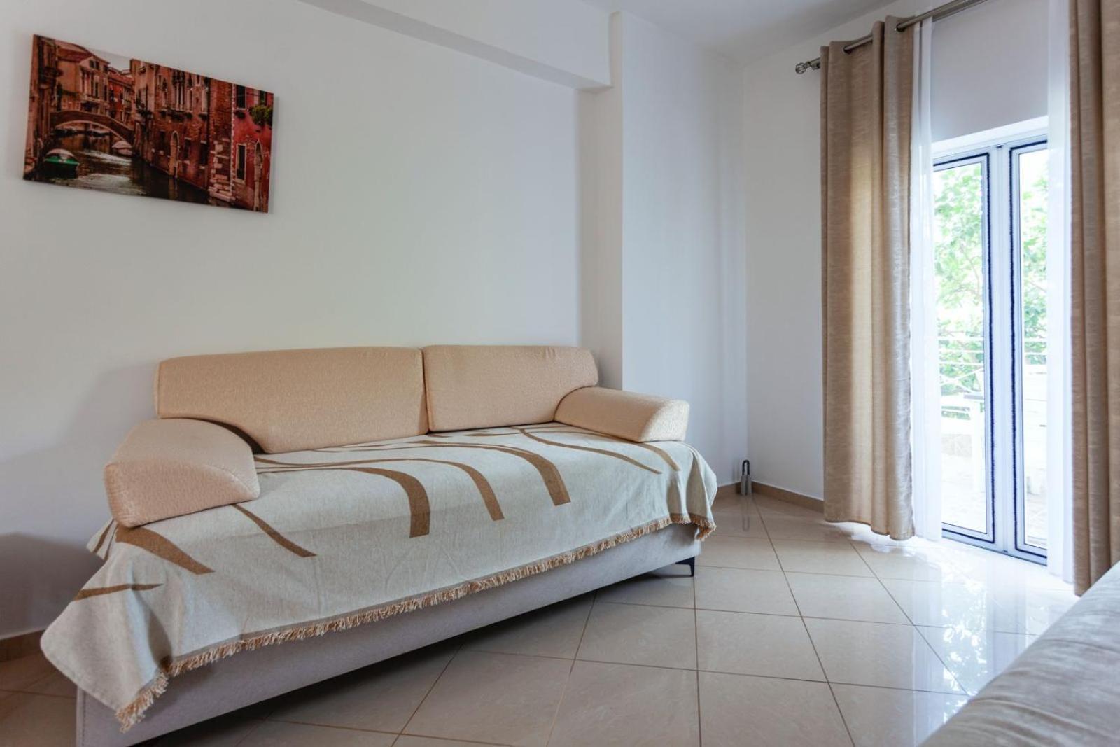 Zacharias Apartments Himarë Extérieur photo