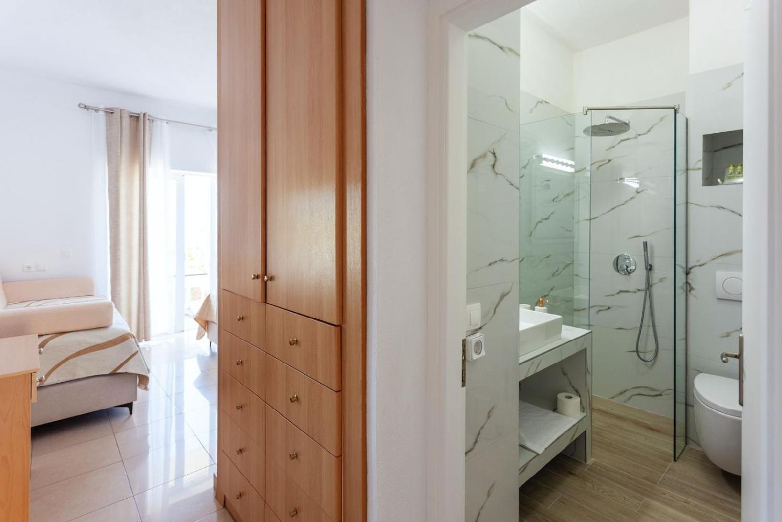 Zacharias Apartments Himarë Extérieur photo